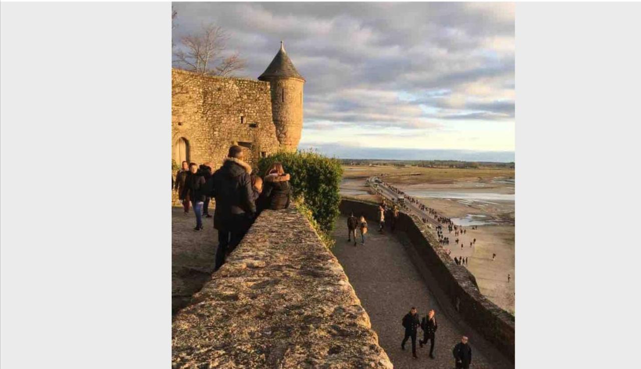 Maison Familiale A 10 Min Du Mont Saint Michel ปงตอร์ซง ภายนอก รูปภาพ